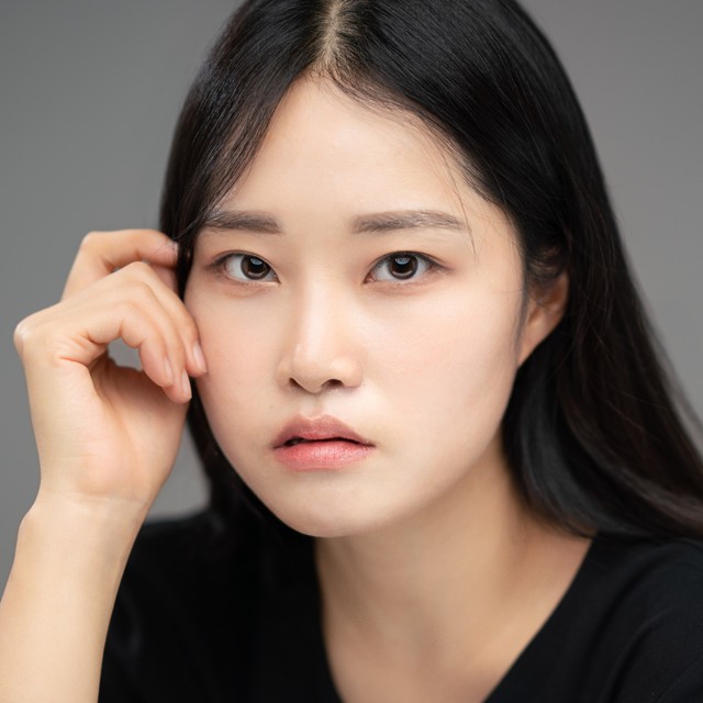 김채연